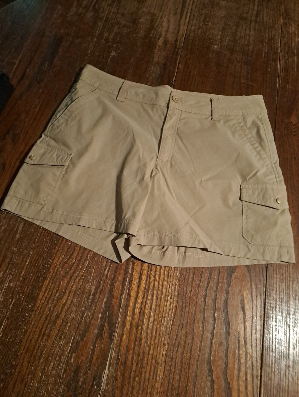 Eddie Bauer Horizon Cargo Shorts Size 14 Khaki Tan Stretch Nylon Hiking Outdoor